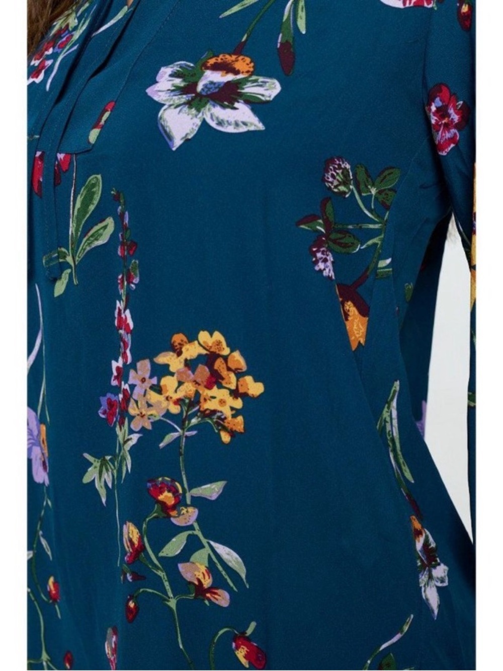 West Kei - Multicolor floral V-neck 3/4 sleeve blouse woman's size M - Picture 4 of 8